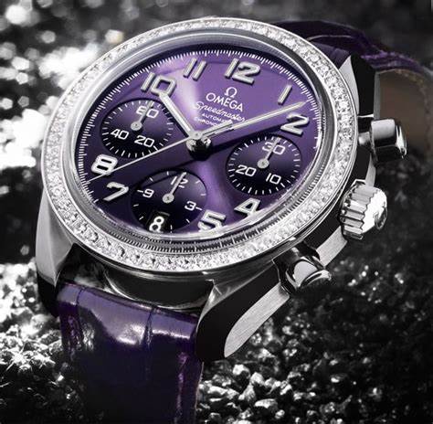The purple dial fake watch is decorated with diamonds.